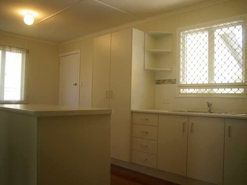 20 Phyllis Street, Eastern Heights QLD 4305