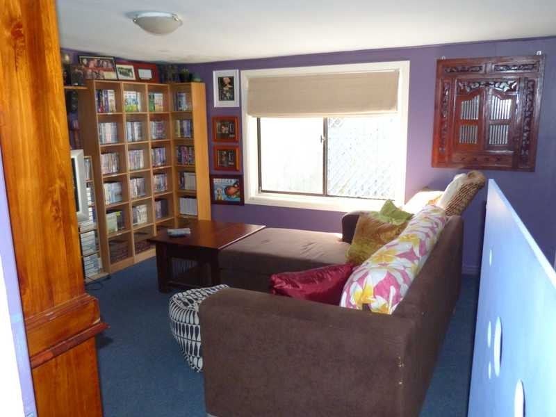 Silkstone QLD 4304