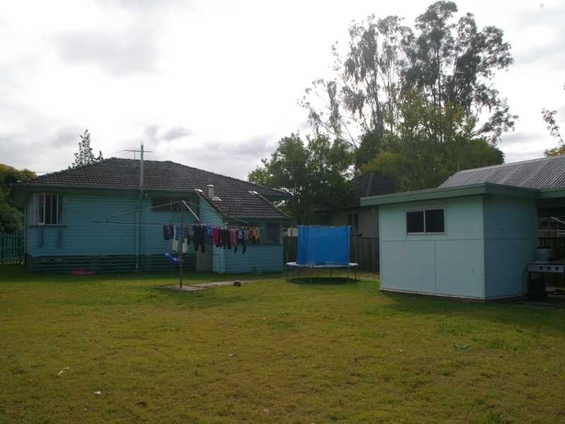 7 Crosshill Street, Leichhardt QLD 4305