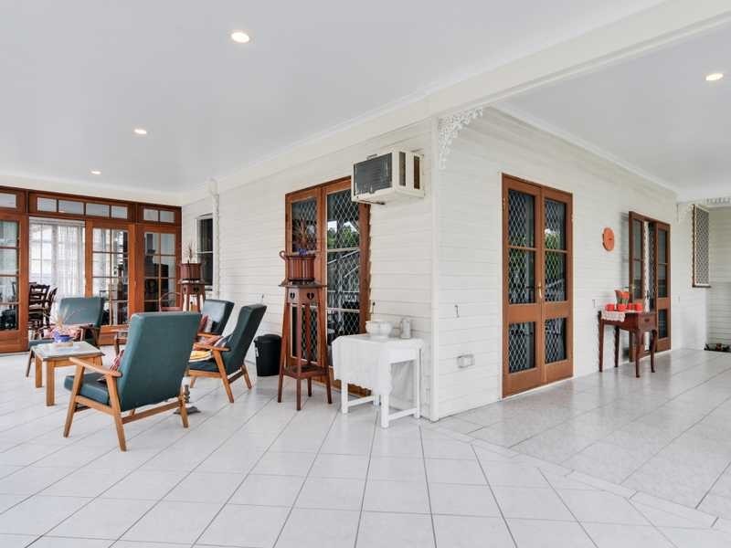 18 Tuggerah Street, North Booval QLD 4304