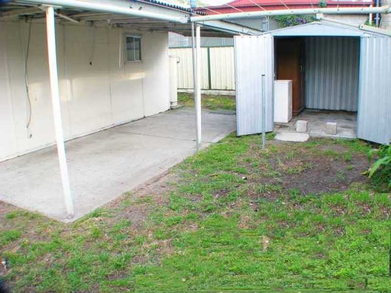 15 Balaclava Avenue, Woy Woy NSW 2256