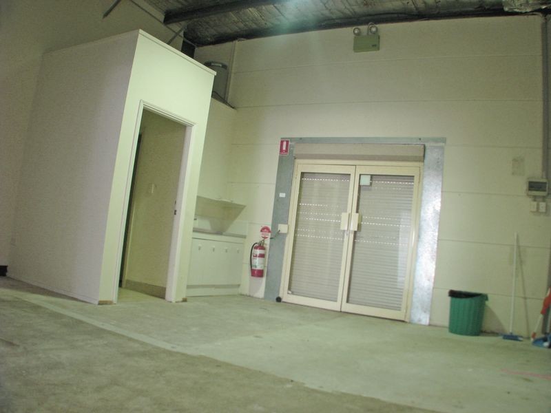 Shop 12/482 Pacific Highway, Wyoming NSW 2250