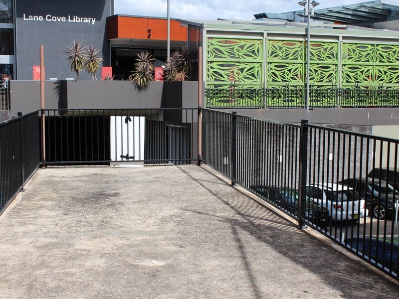 10 Burns Bay Road, Lane Cove NSW 2066