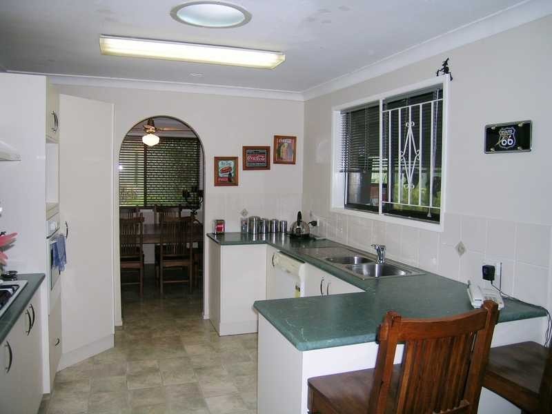 4 Emerald Street, Marsden QLD 4132