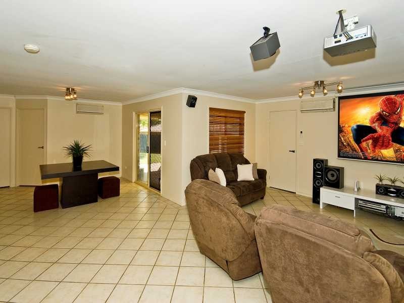 6 Lucas Court, Crestmead QLD 4132