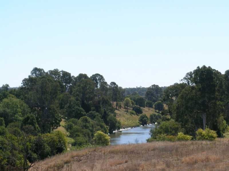 2 Towns Ave, Logan Village QLD 4207