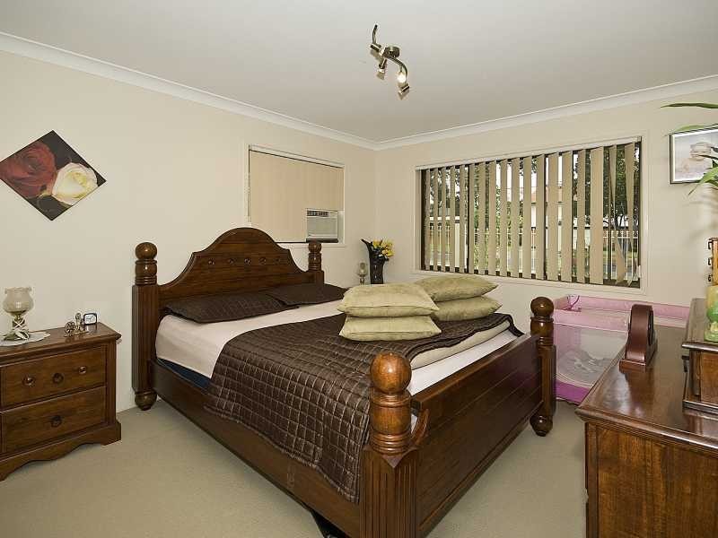 5 Bluegum Drive, Marsden QLD 4132