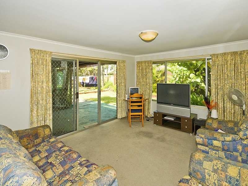 11 Rathkeale Street, Crestmead QLD 4132