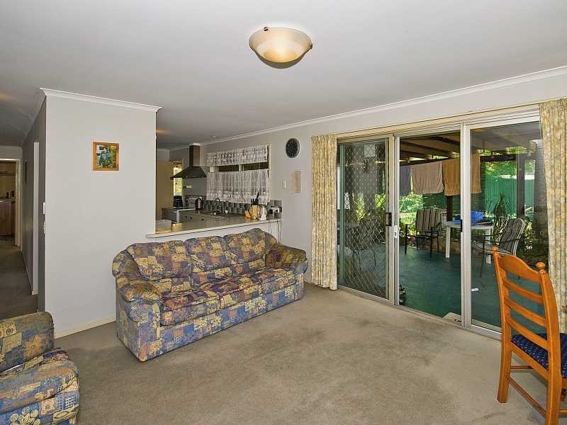 11 Rathkeale Street, Crestmead QLD 4132