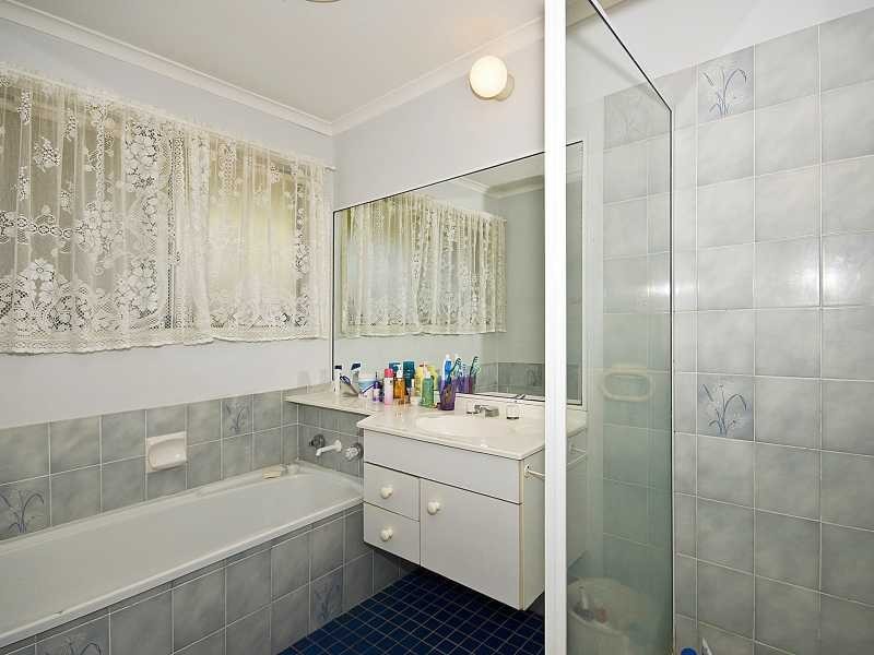 11 Rathkeale Street, Crestmead QLD 4132