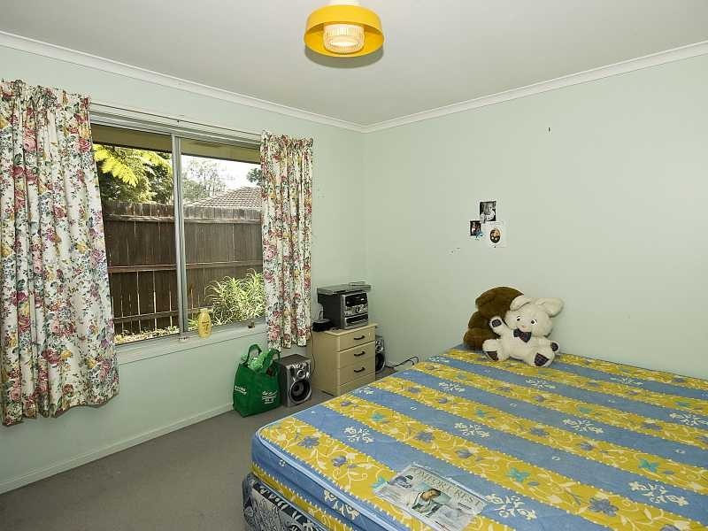 11 Rathkeale Street, Crestmead QLD 4132