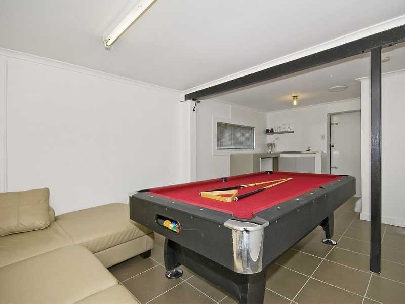 16 Moffatt Road, Waterford West QLD 4133