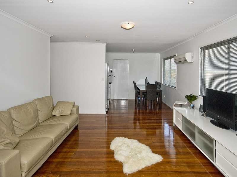 16 Moffatt Road, Waterford West QLD 4133