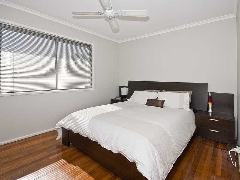 16 Moffatt Road, Waterford West QLD 4133