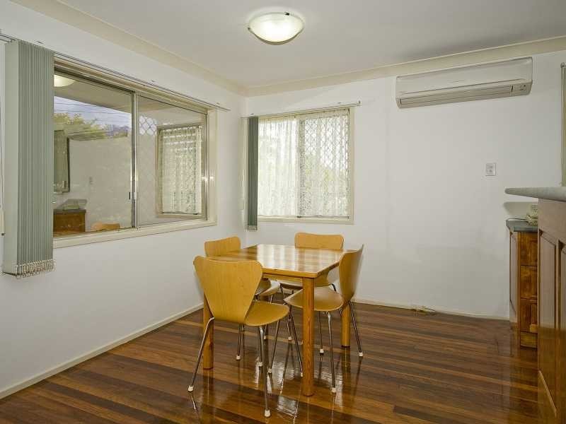 7 Windsor Street, Kingston QLD 4114