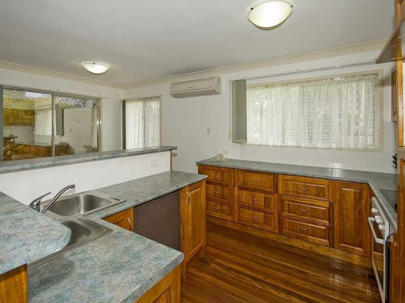 7 Windsor Street, Kingston QLD 4114