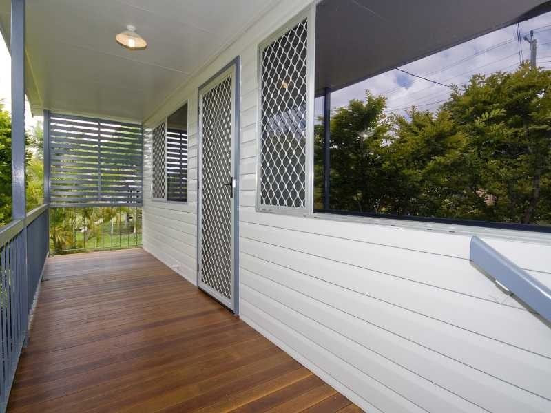 7 Windsor Street, Kingston QLD 4114