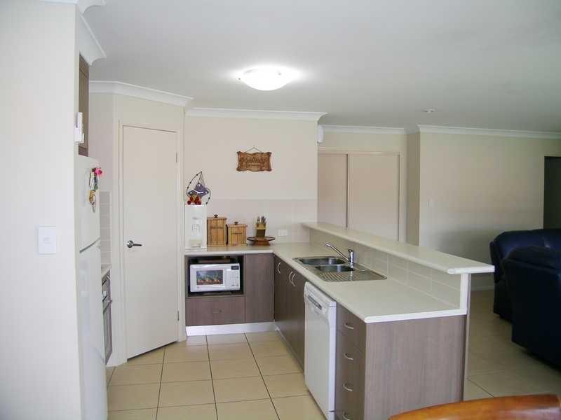 22 Spruce Street, Loganlea QLD 4131