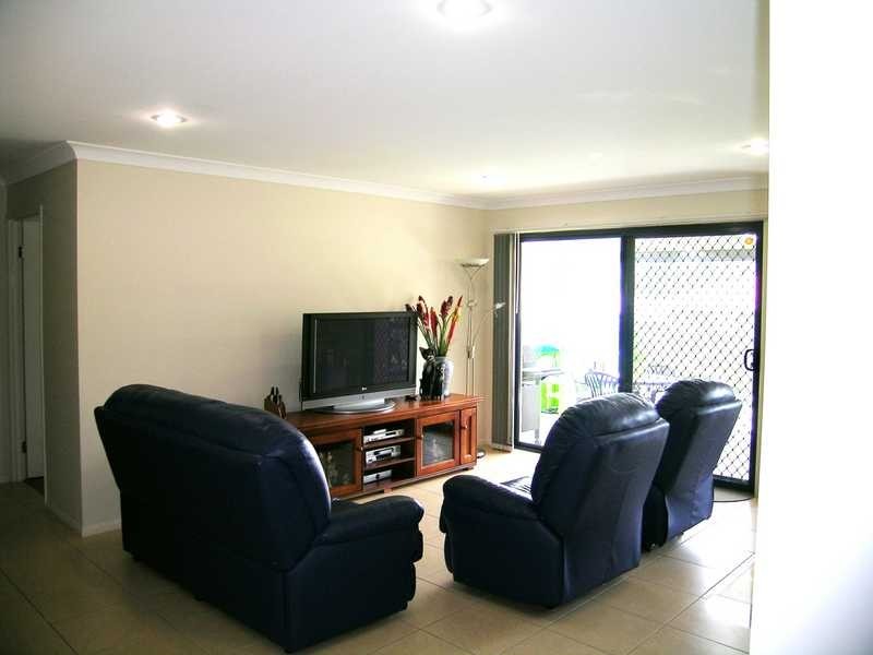22 Spruce Street, Loganlea QLD 4131