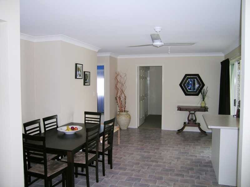 5 Parkside Drive, Crestmead QLD 4132