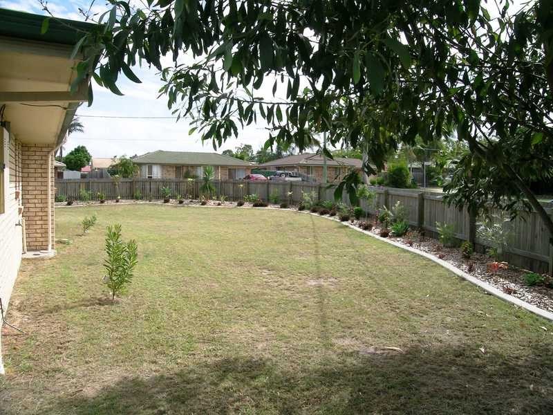 5 Parkside Drive, Crestmead QLD 4132