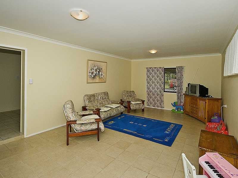 5 Bluegum Street, Marsden QLD 4132