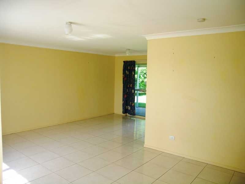 12 Cavillon Street, Crestmead QLD 4132