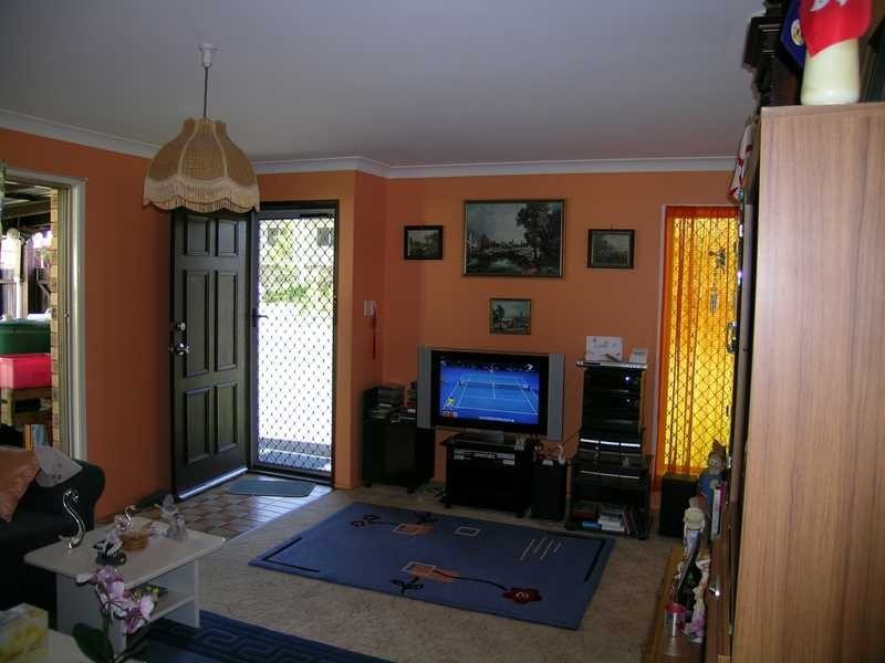 4 Bloodwood Street, Crestmead QLD 4132