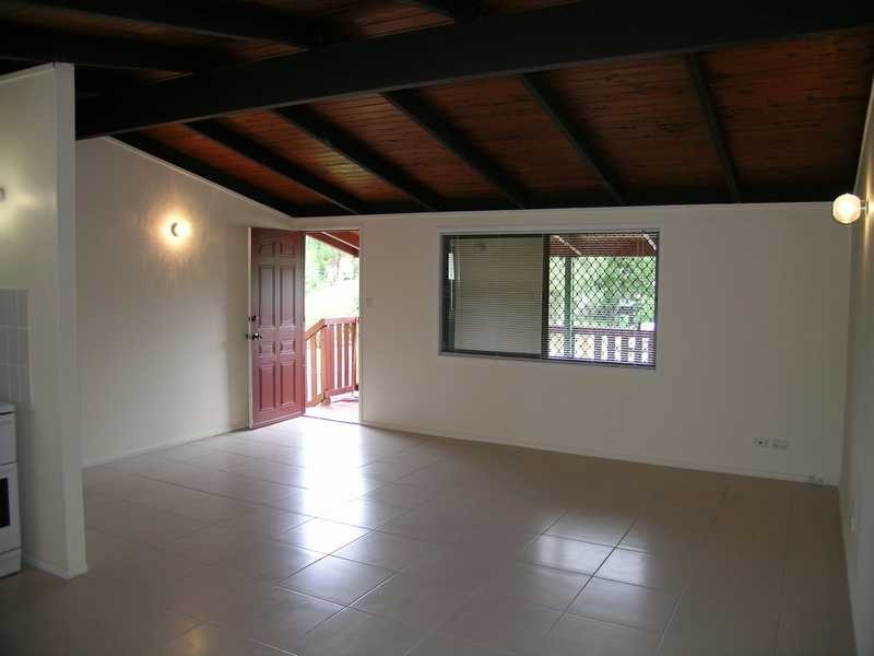 24 Meranti Street, Crestmead QLD 4132