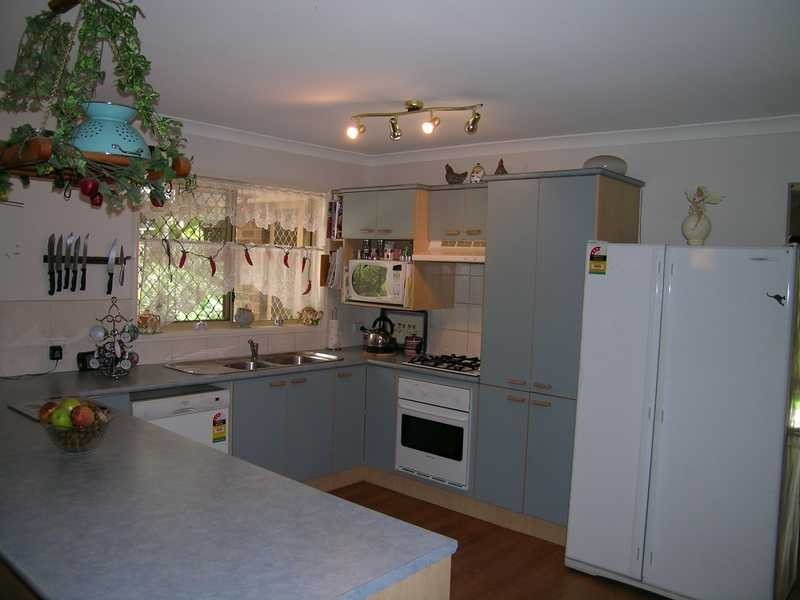5 Noble Court, Regents Park QLD 4118