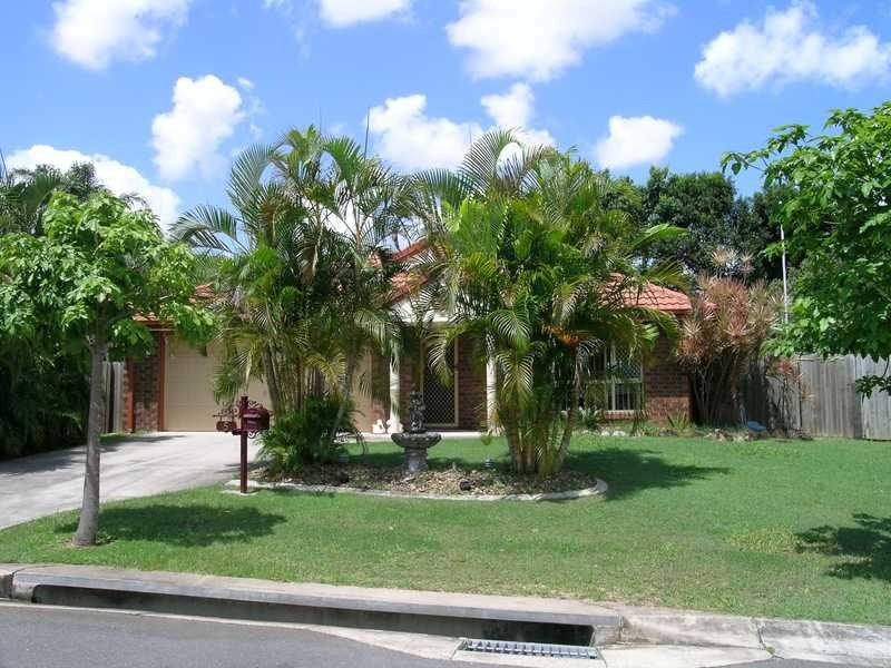 5 Noble Court, Regents Park QLD 4118