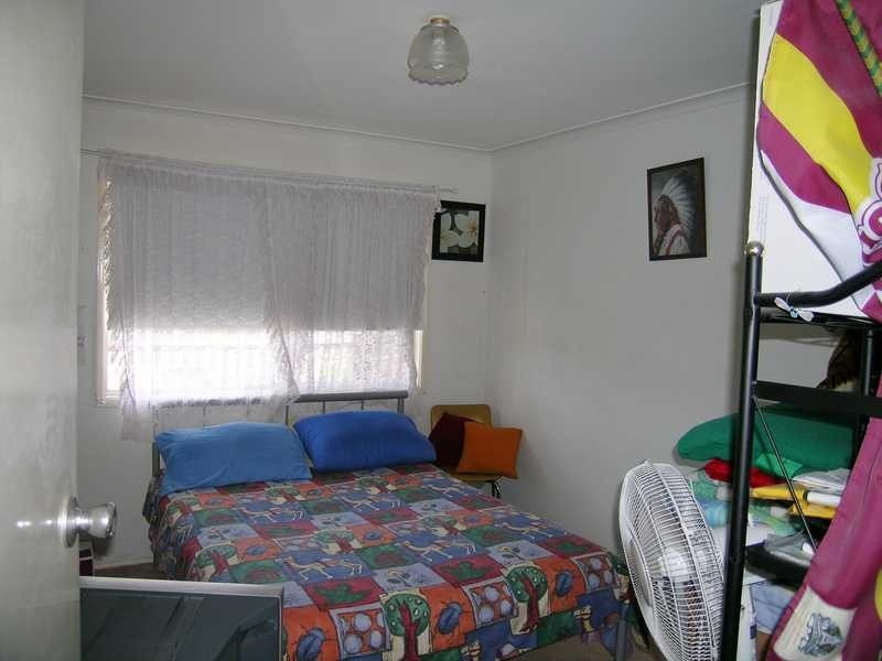 105 Fourth Avenue, Marsden QLD 4132