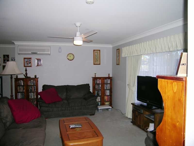 5 Debanie Court, Marsden QLD 4132