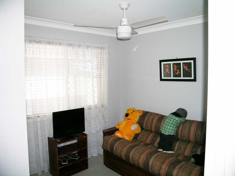 5 Debanie Court, Marsden QLD 4132