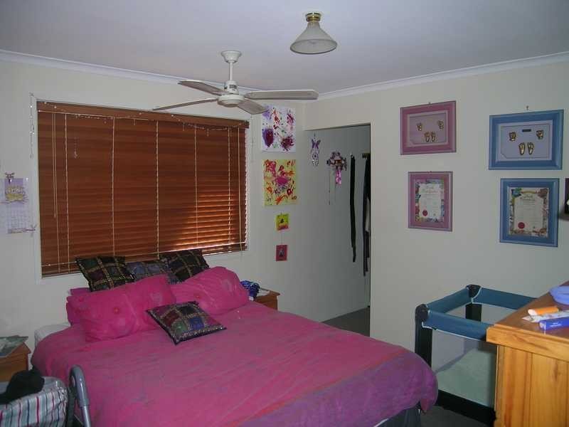 5 Front Court, Marsden QLD 4132