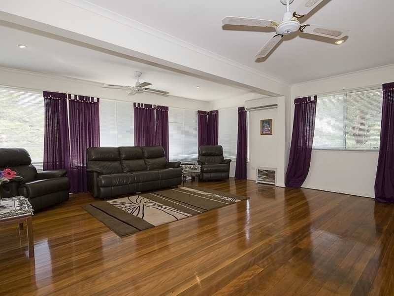 6 Leaza Street, Marsden QLD 4132