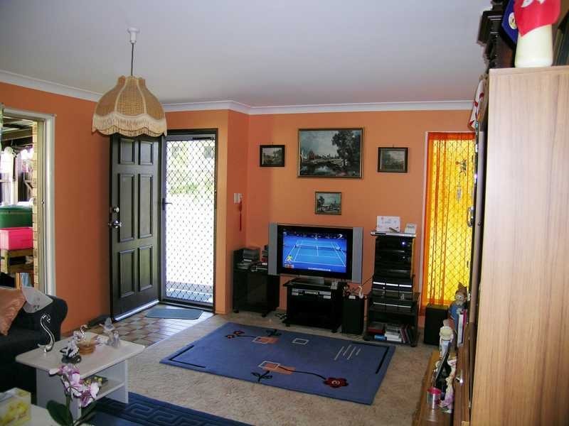 4 Bloodwood Street, Crestmead QLD 4132