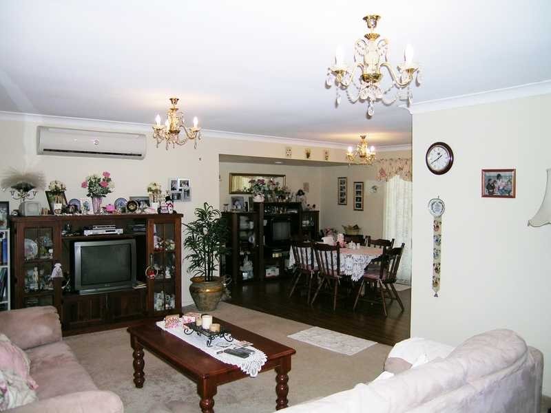 55 Trulson Drive, Crestmead QLD 4132