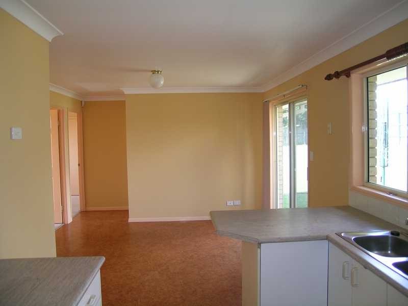 8 Debanie Court, Marsden QLD 4132