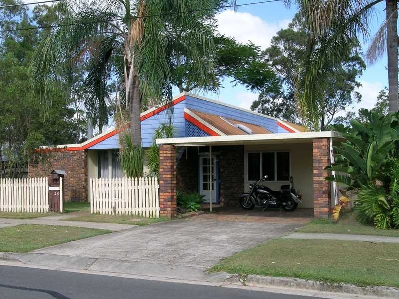 20 Moore Street, Loganlea QLD 4131