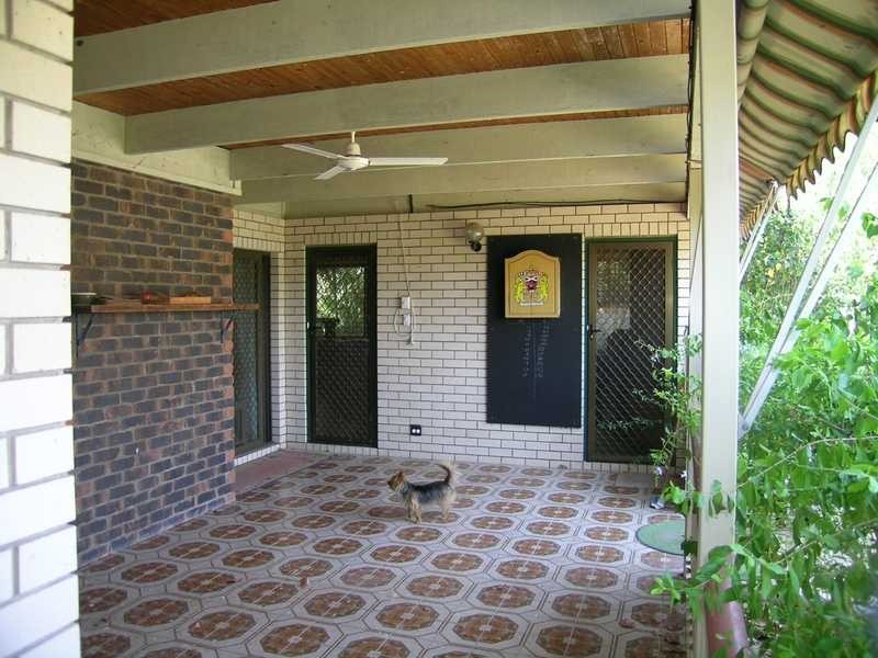 12 Logan Parade, Logan Reserve QLD 4133