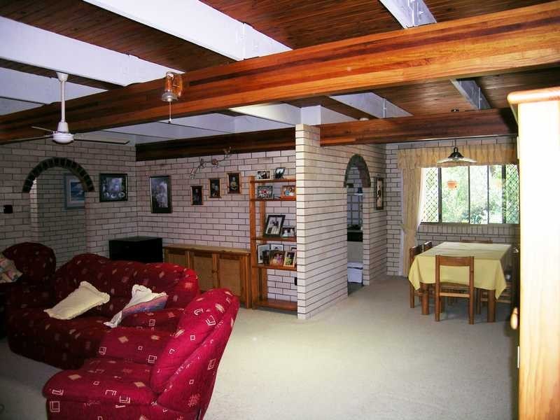 12 Logan Parade, Logan Reserve QLD 4133