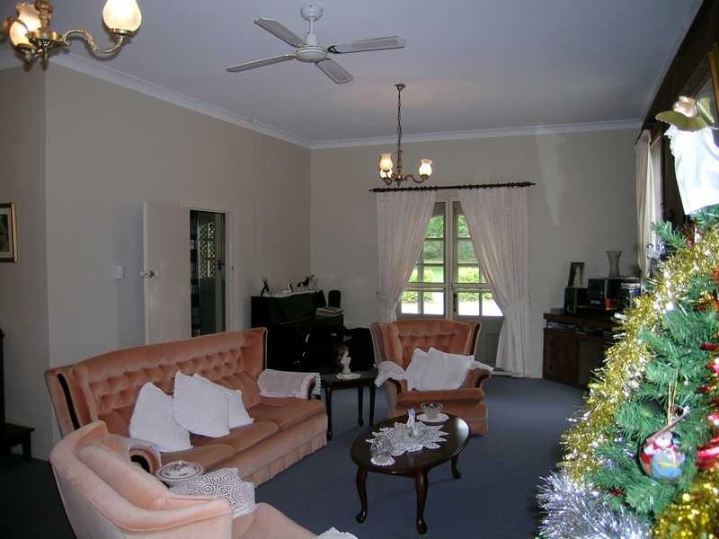 5 Logan Parade, Logan Reserve QLD 4133