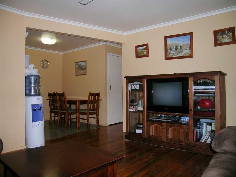 4 Audrey Street, Waterford West QLD 4133