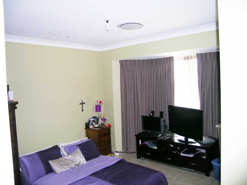 10 Aleckson Street, Marsden QLD 4132