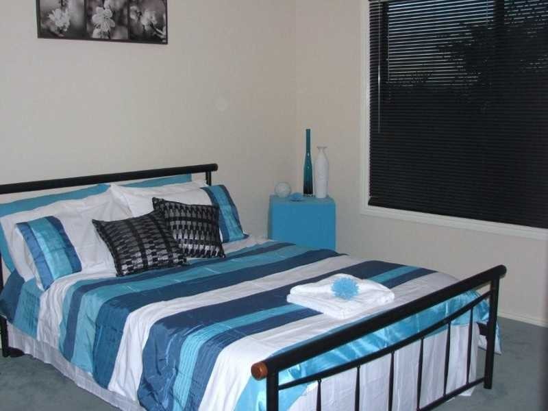 2 Lycoris Street, Crestmead QLD 4132