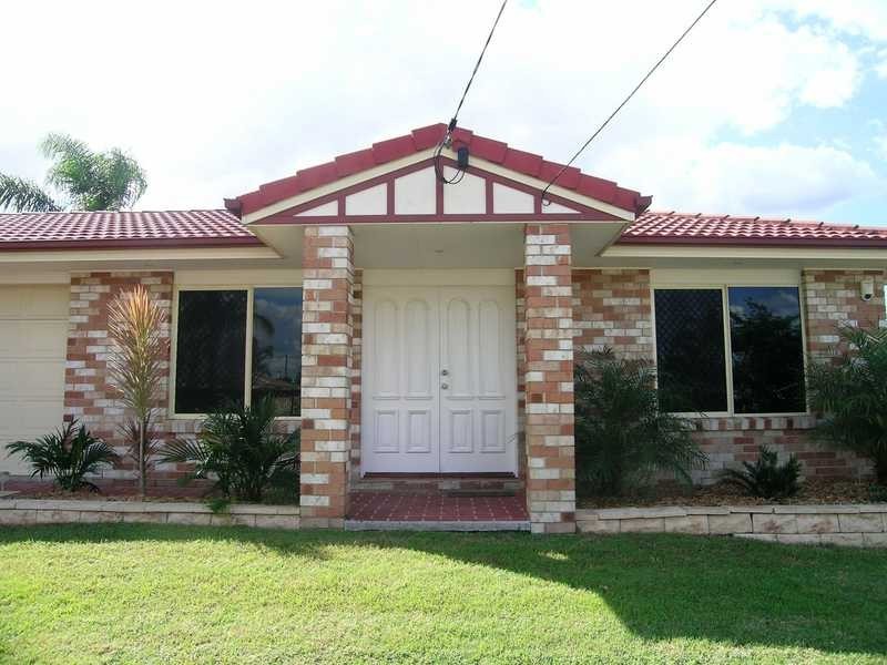 2 Lycoris Street, Crestmead QLD 4132