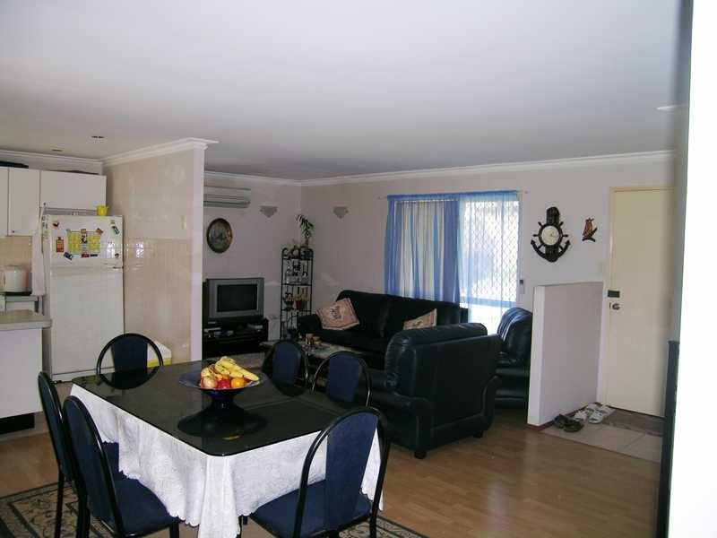 32 Furzer Street, Browns Plains QLD 4118