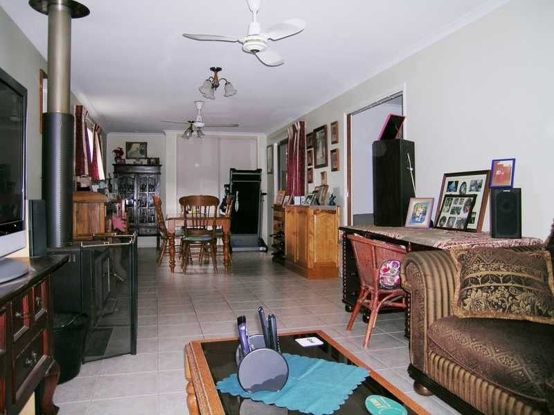 27 Cypress Drive, Marsden QLD 4132