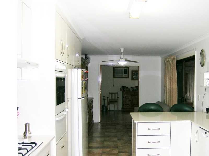 27 Cypress Drive, Marsden QLD 4132